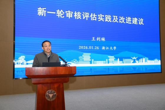 8cdf39ab65c31f4e38af2f7850425063